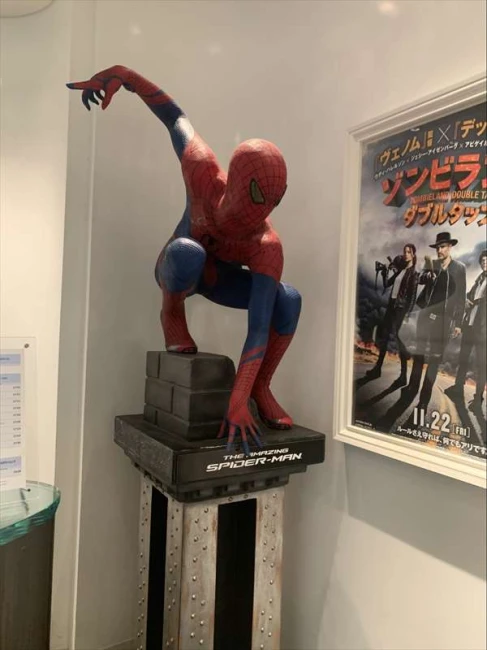 ソニー・ピクチャーズ内のスパイダーマンのオブジェ