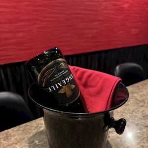 🍾🙇🏽‍♂️の写真1枚目