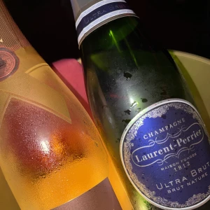 🥂🥂🥂🥂の写真1枚目