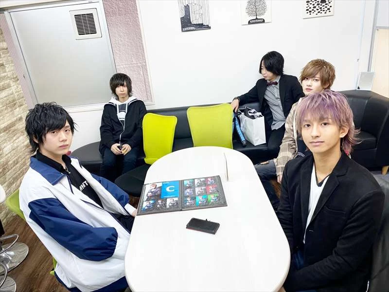 alphaキャスト写真