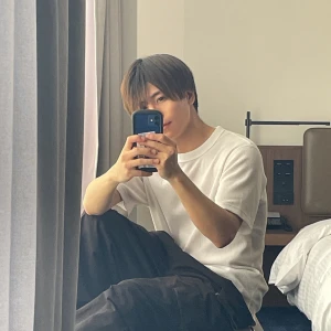 AV撮影！現場はめちゃくちゃ高層階ホテル！の写真1枚目