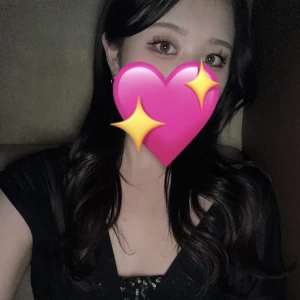 こんばんは♪ゆらです💖の写真1枚目