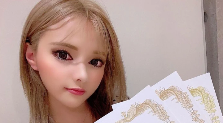 リュアーグ「愛咲雅」さんが月間記録で指名本数1位ゲット☆元気もらおう♪