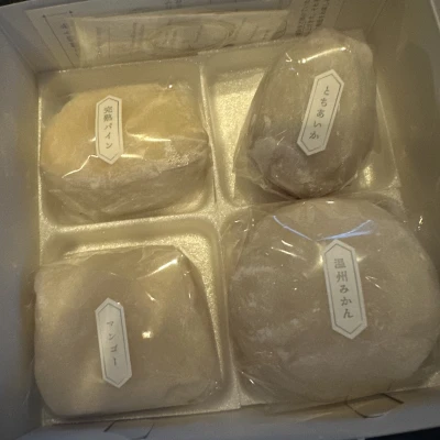 こんにちは、ゆりあです