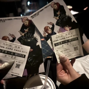 お疲れ様です✌🏻の写真1枚目