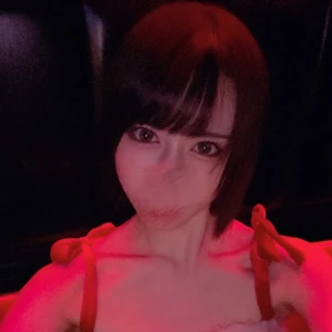 こんばんは‼️あずきです🫘ラストまでいます‼️の写真1枚目