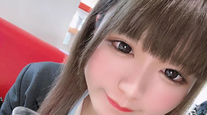 【写メまとめ】制服似合いすぎません?現役JKばりのあやかさんはディズニーでも緑好き炸裂💚