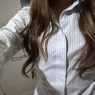 こんばんは！紫音です！