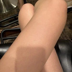 出勤！おはよう🥹の写真1枚目