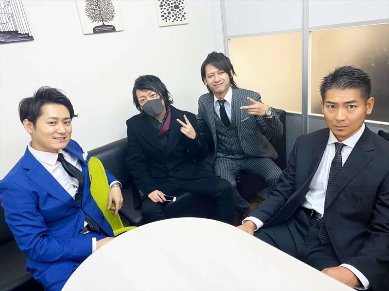 ESCORTキャスト写真