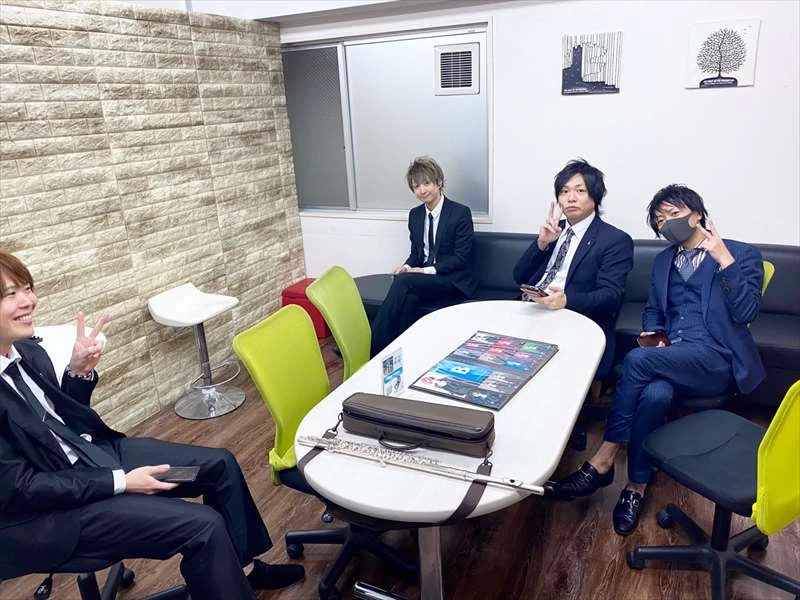 ESCORTキャスト写真