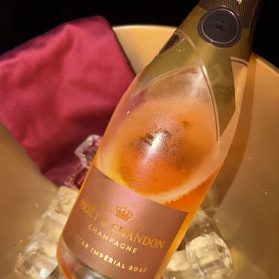 🥂🥂🥂🥂