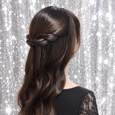 こんばんは、悠那です🌖