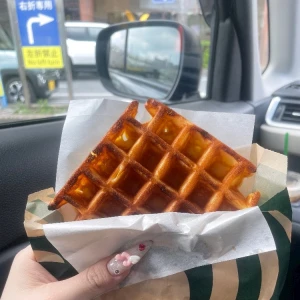 スタバのFood美味しい🙀❤️の写真1枚目