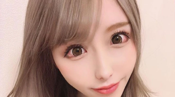 抜群のスタイルと大きな瞳でオーラ全開!4月5日は七瀬あおいさんの誕生日です💖