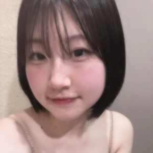 レンちゃん出勤〜🪷🪷の写真1枚目