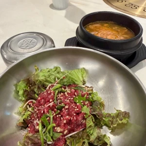 韓国ブログ🇰🇷🩶ユッケ編🥩🥩🥩の写真1枚目