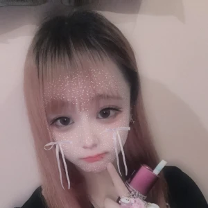 こんばんは🌙.*しのですʚ🎀ɞの写真1枚目