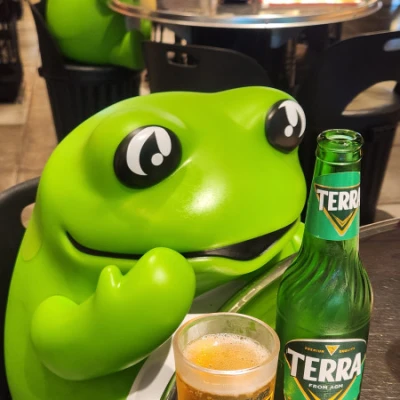 20時半から出勤します🐸