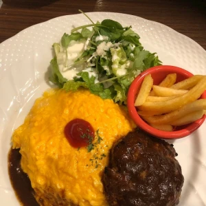 またオムライス食べてきたの写真1枚目