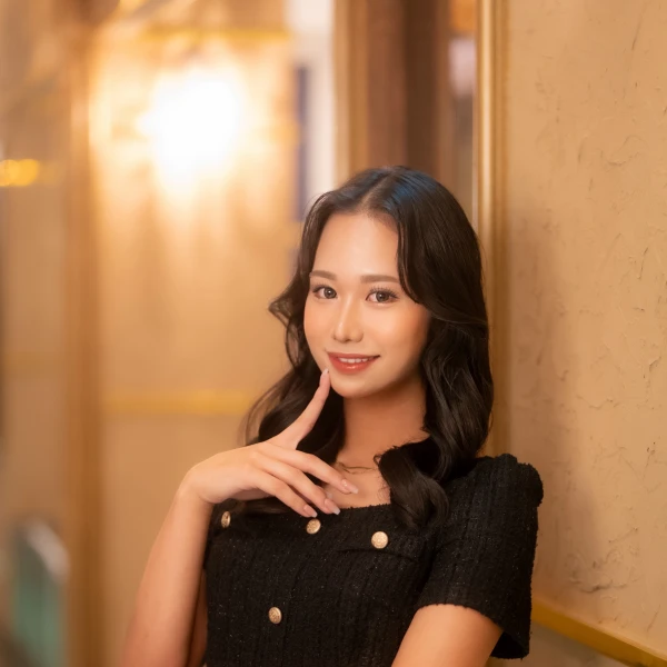 松山キャバクラ「ブイオキナワ」