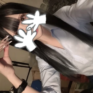 こんばんは あおいです👋🏻🩵の写真1枚目