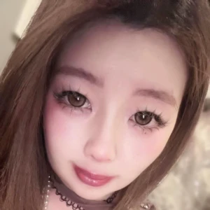 こんばんはー😉いよなだよー❤の写真1枚目