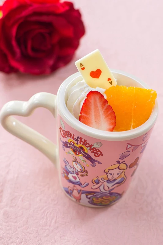 スーベニアカップ付きデザート