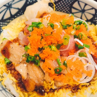 海鮮丼😌