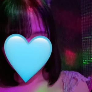 こんばんは〜あいなです☺️の写真1枚目