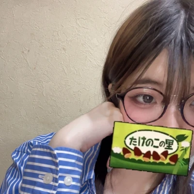 眼鏡女子👓