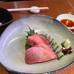 お休み１日目は美味しいご飯食べたよ😋の写真1枚目