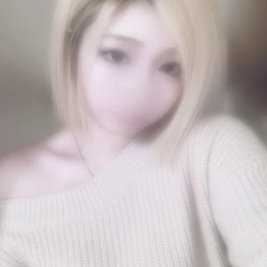 W◎Cもいいけど！SHUにも逢いに来てくださーい🙇‍♀️🙏本日もいますよん！の写真1枚目