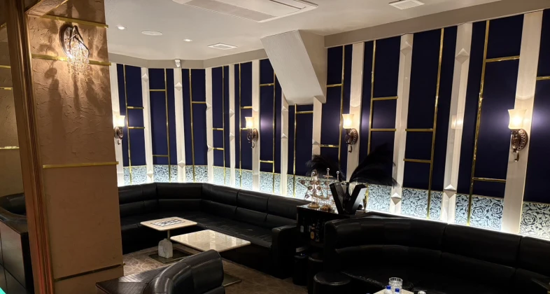 松山キャバクラ「ブイオキナワ」