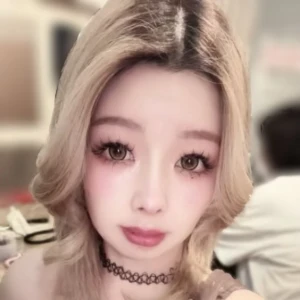 こんばんはー😊いよなだよー❤の写真1枚目