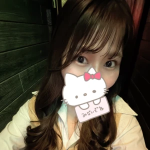 制服day🤍🤍の写真1枚目