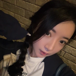 昨日は、はじめて指名してくれた方とテキーラ乾杯してたね🍻😛笑の写真1枚目