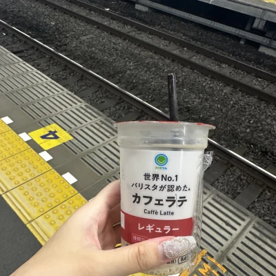 暑すぎて3秒で飲み干しました😊❕