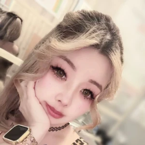 こんばんはー♪いよなだよー🫶の写真1枚目