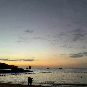 22:00-出勤しました🤍の写真1枚目