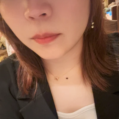こういう私服も着たりする～