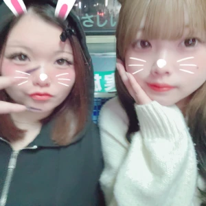 さなぽんと9時︎出勤してます︎^ ^の写真1枚目