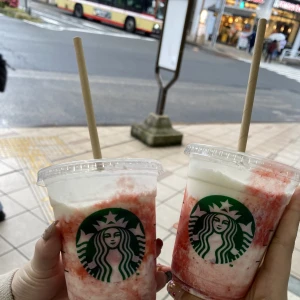 🌝出勤しましたの写真1枚目