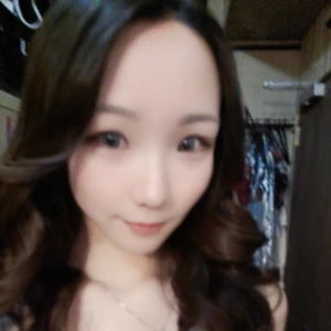 おはよ〜出勤しました！の写真1枚目