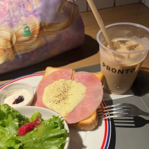 おはもーにんぐ🍞💗の写真1枚目