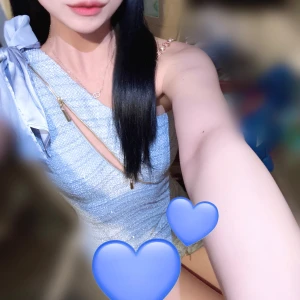 こんばんは あおいです👋🏻💙の写真1枚目