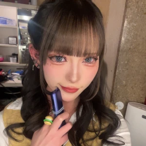 れいか出勤してまあつつぱっつんに戻したにょ制服コスプレー！！お願いします🫥🫥の写真1枚目