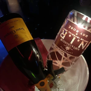 🥂🥂🥂🥂の写真1枚目