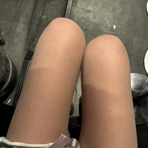 出勤！おはよお🥹の写真1枚目