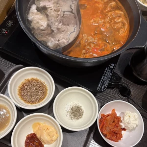 昨日お休みだったのでしゃぶ葉行ってきた🤤の写真1枚目